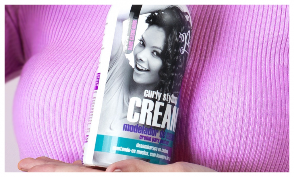 Como escolher o creme para pentear - Curly Styling Cream