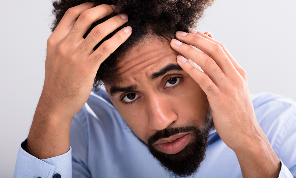 Como cuidar de cabelos masculinos cacheados - evitar a caspa - soul power